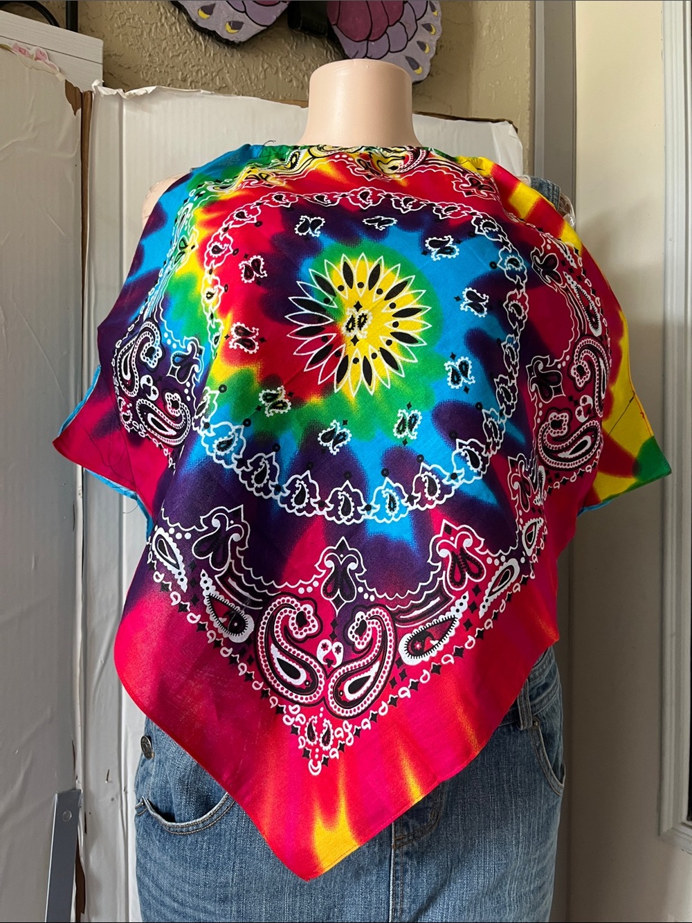 Black yellow and green top with blue color on opposite side & Paisley Print.